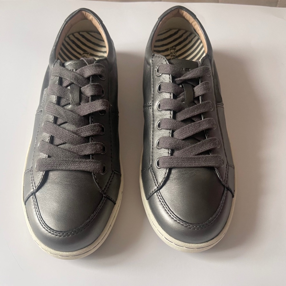 Taos Onward ONW-13974 Women's 7.5 Metallic Gray Leather Comfort Walking Sneakers